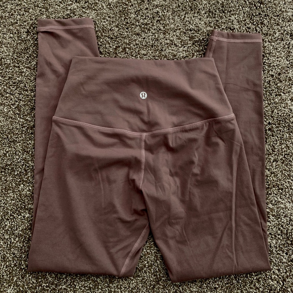 Lululemon yoga pants